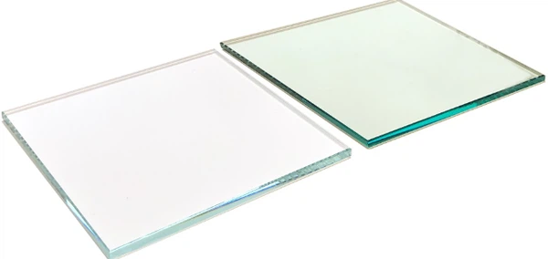 Clarity matters when displaying color-sensitive cosmetics. Clarity matters when displaying color-sensitive cosmetics.