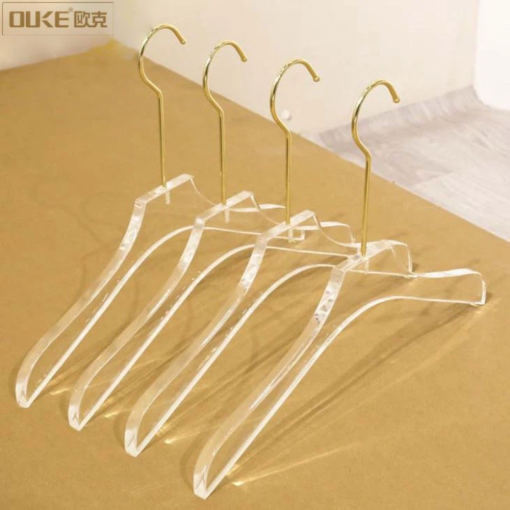 New Design Luxury Clear Acrylic Hanger
